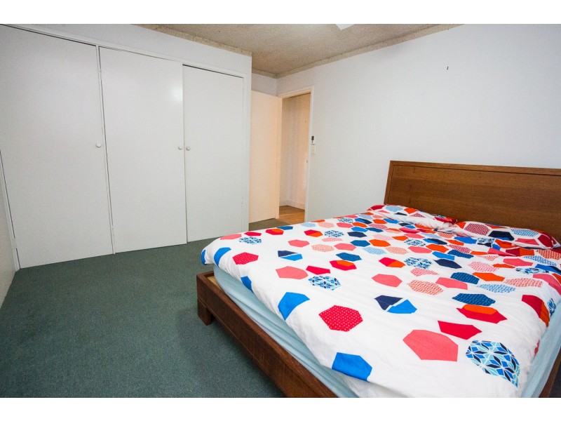 2/130 Musgrave Street, Coolangatta QLD 4225