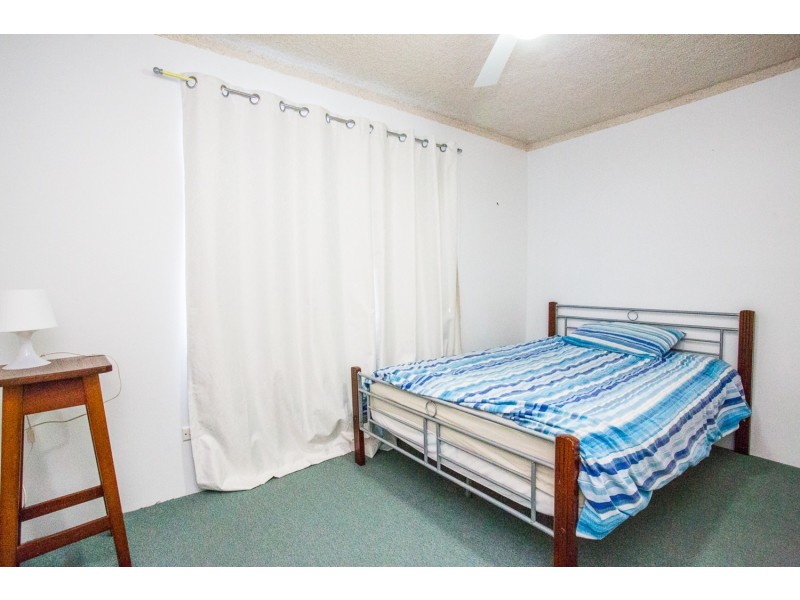 2/130 Musgrave Street, Coolangatta QLD 4225