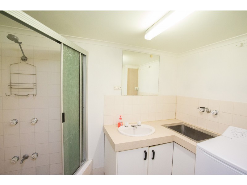 2/130 Musgrave Street, Coolangatta QLD 4225