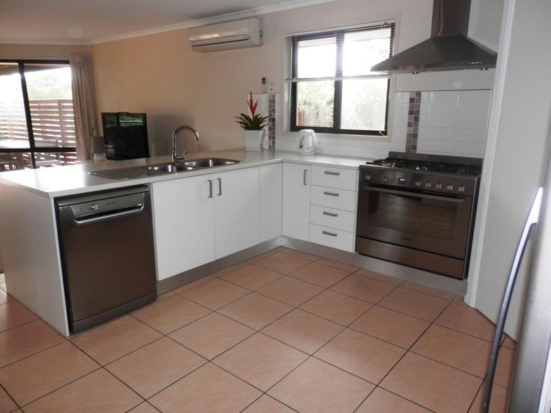 4 White Fig Court, Banora Point NSW 2486