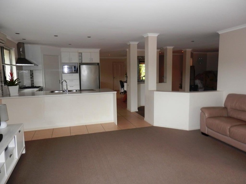 4 White Fig Court, Banora Point NSW 2486