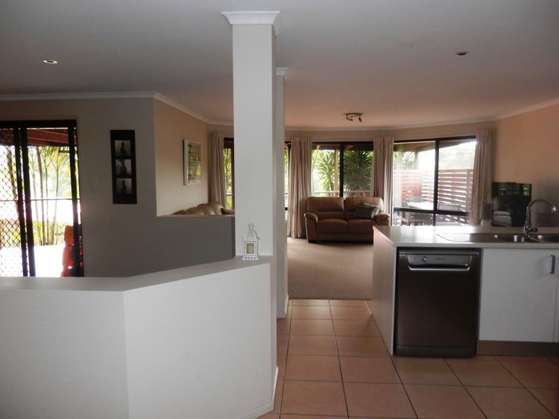 4 White Fig Court, Banora Point NSW 2486
