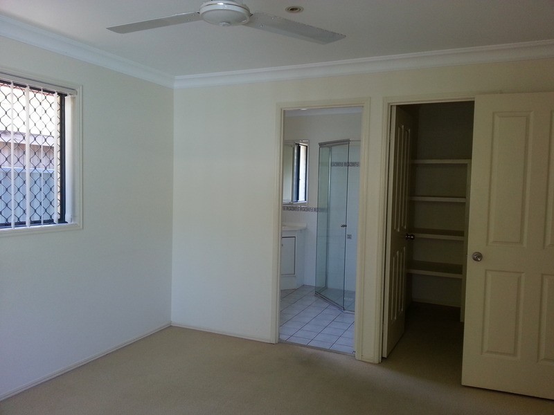 4/98 McLean  Street, Coolangatta QLD 4225