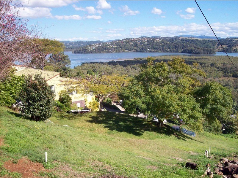 29 Lakeview Parade, Tweed Heads South NSW 2486