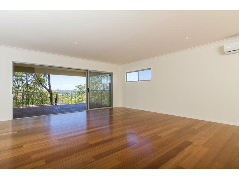 31 John Francis Drive, Carrara QLD 4211