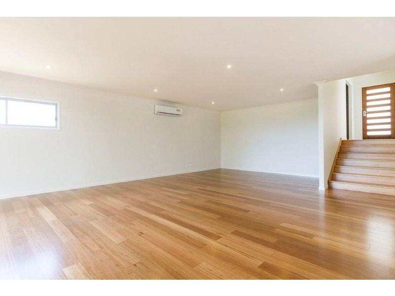 31 John Francis Drive, Carrara QLD 4211