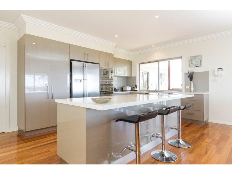 27 John Francis Drive, Carrara QLD 4211