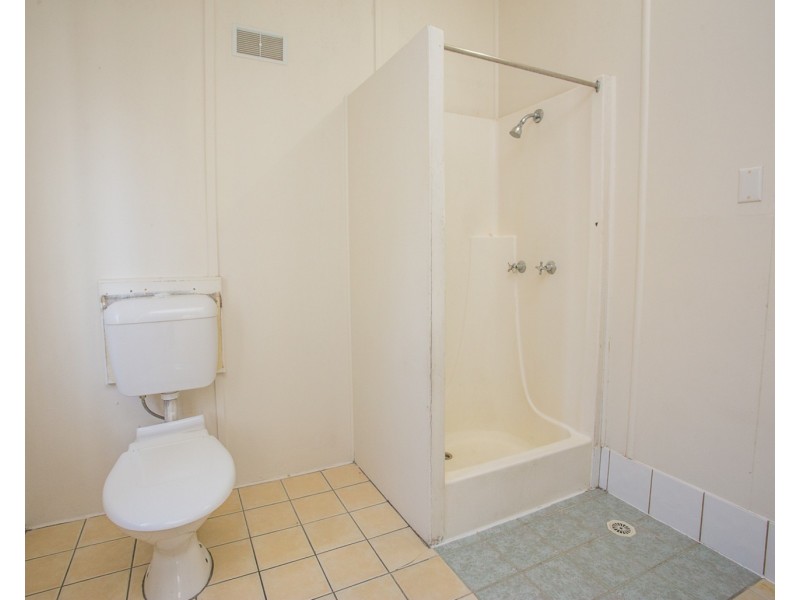 16 Simpson Street, Kirra QLD 4225