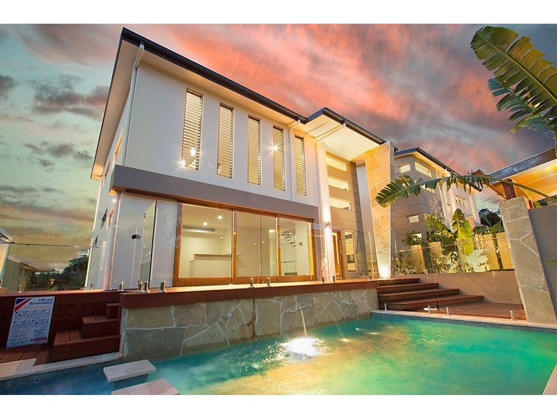 67 Stapylton Street, Coolangatta QLD 4225