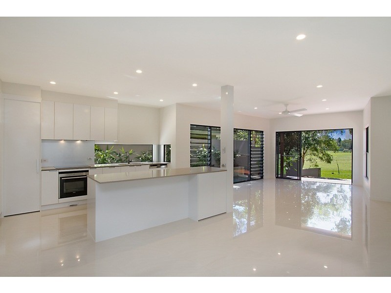 67 Stapylton Street, Coolangatta QLD 4225