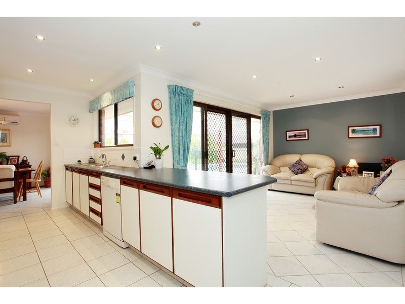 18 Coolabah Court, Banora Point NSW 2486