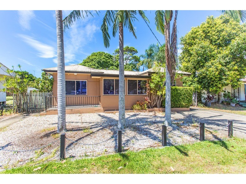 16 Dry Dock Road, Tweed Heads South NSW 2486