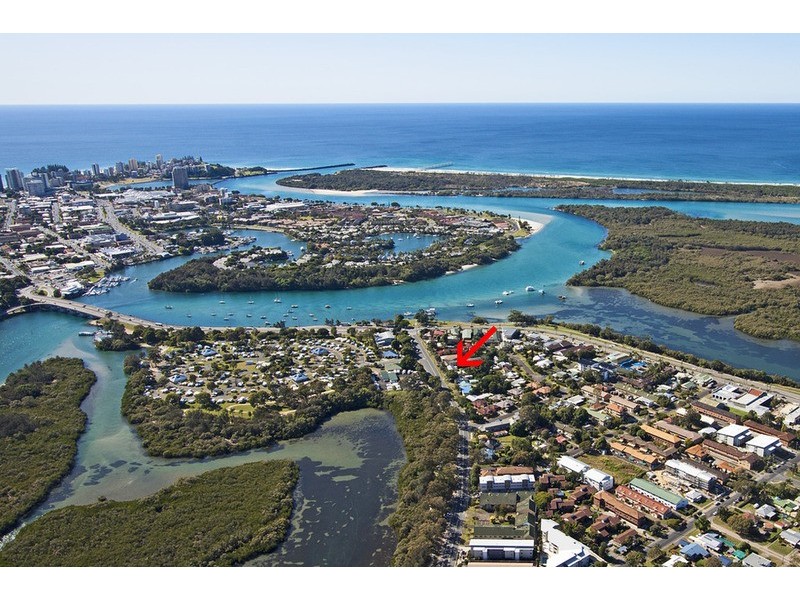 16 Dry Dock Road, Tweed Heads South NSW 2486