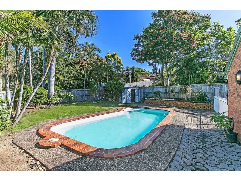 66 Pappas Way, Carrara QLD 4211