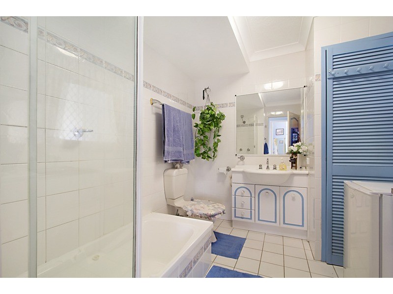 10/29-31 Dixon Street, Coolangatta QLD 4225