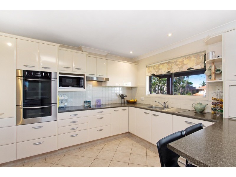4 Mibbin Parade, Banora Point NSW 2486