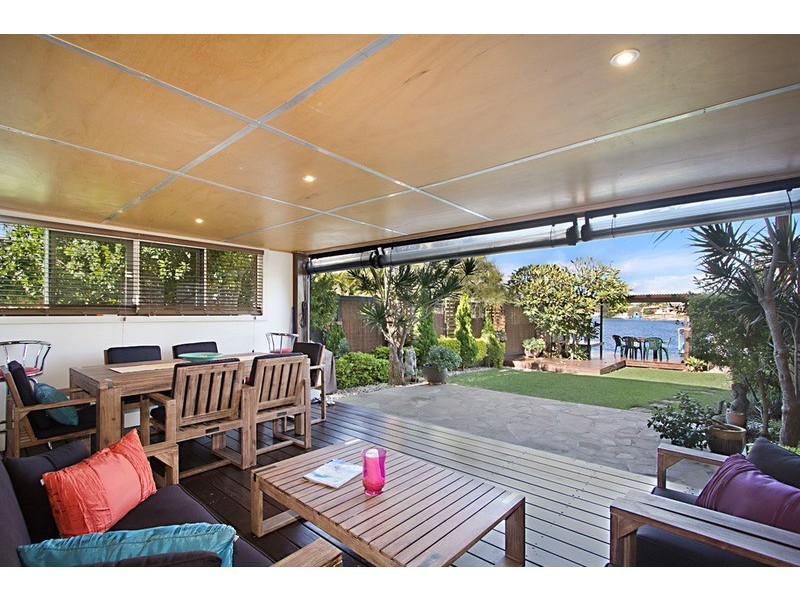 20 The Lakes Drive, Tweed Heads West NSW 2485