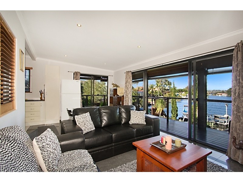 20 The Lakes Drive, Tweed Heads West NSW 2485