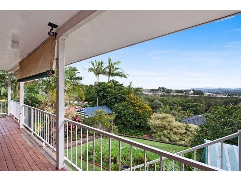 71 Laura  Street, Banora Point NSW 2486