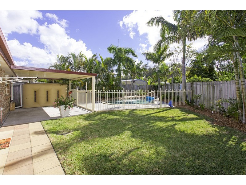 16 Loyal  Court, Tweed Heads South NSW 2486