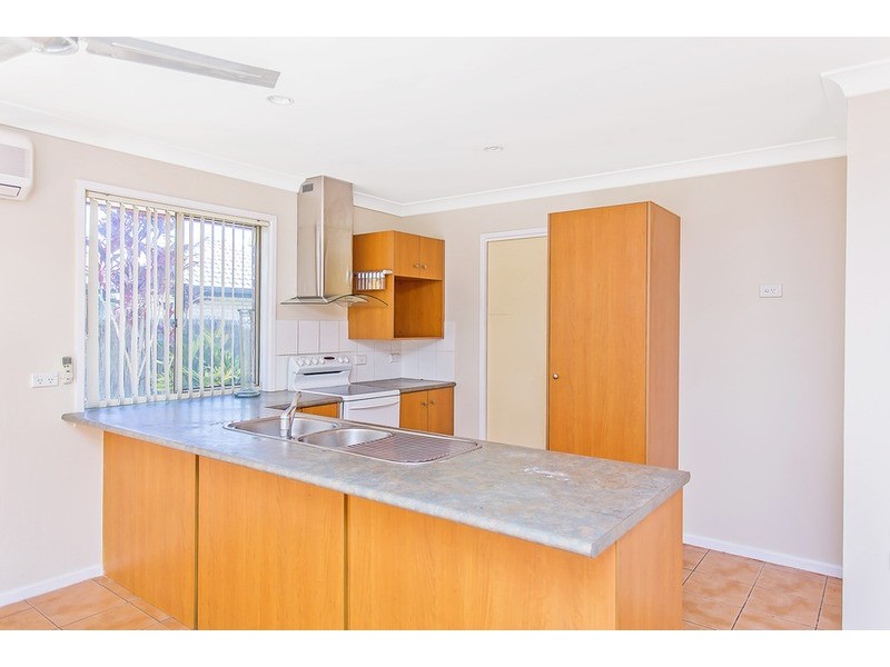 16 Loyal  Court, Tweed Heads South NSW 2486