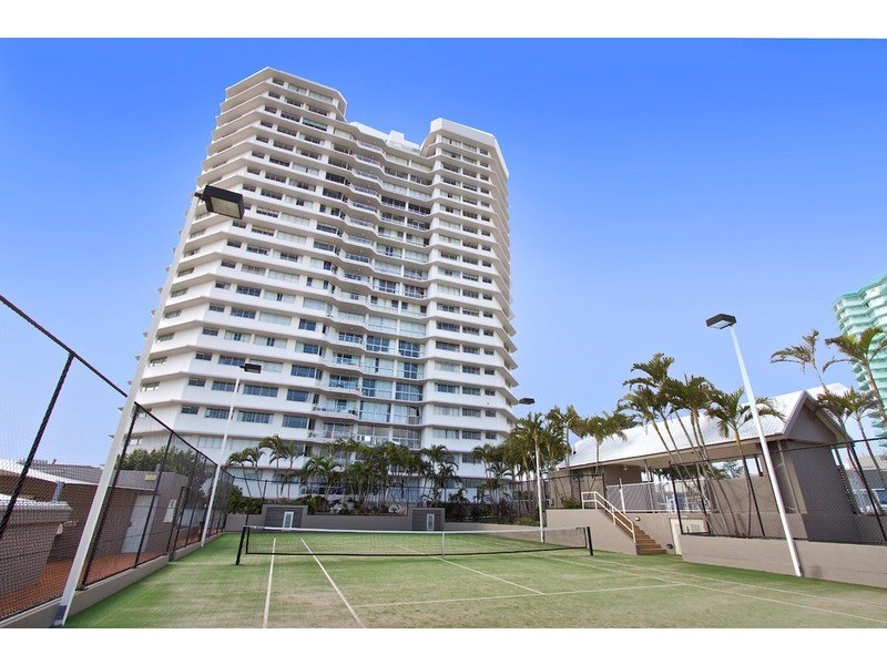 33/62 Marine Parade, Coolangatta QLD 4225