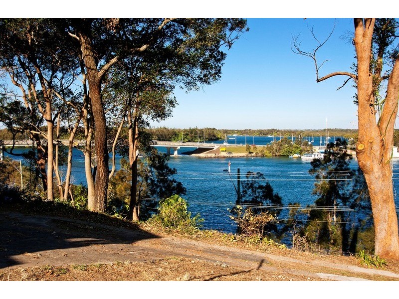 21 Kennedy Drive, Tweed Heads NSW 2485