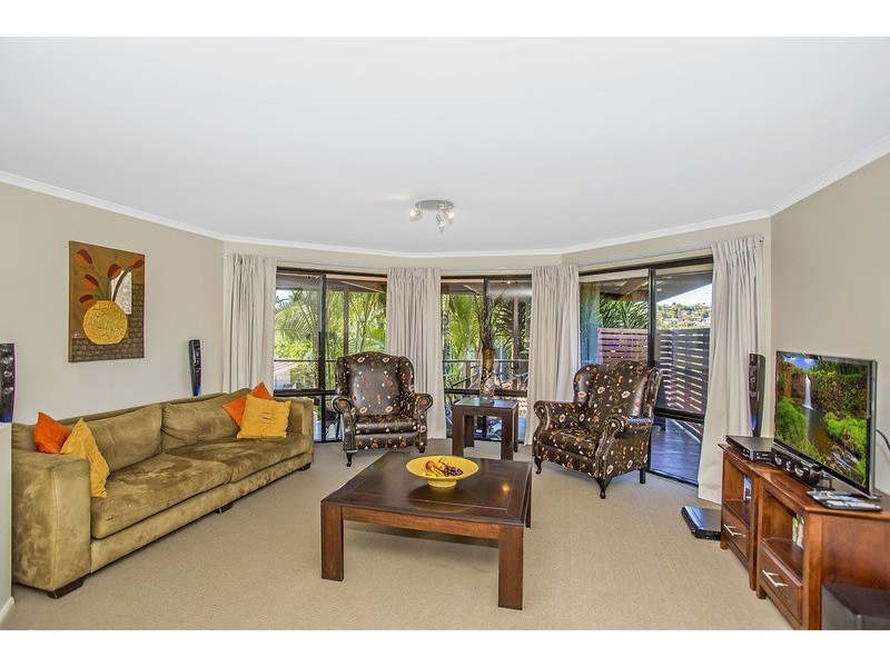 4 White Fig Court, Banora Point NSW 2486