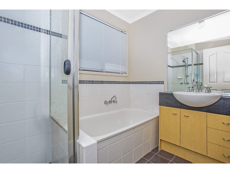 4 White Fig Court, Banora Point NSW 2486