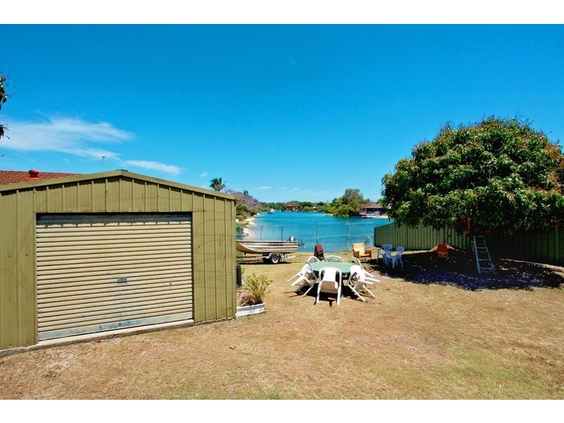 40 Blue Waters Crescent, Tweed Heads West NSW 2485