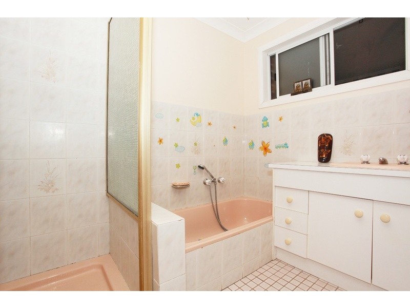 40 Blue Waters Crescent, Tweed Heads West NSW 2485