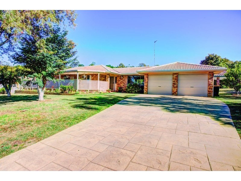 3 Kintyre Crescent, Banora Point NSW 2486