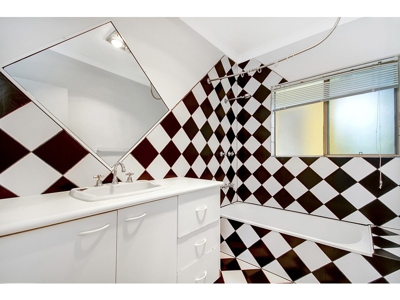 55 Seaview Street, Tweed Heads South NSW 2486