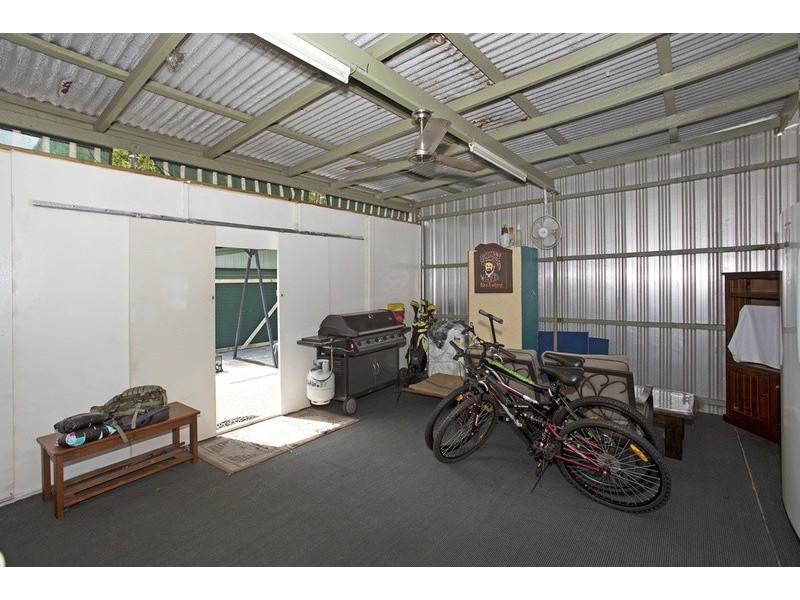 12 Cox Drive, Tweed Heads South NSW 2486