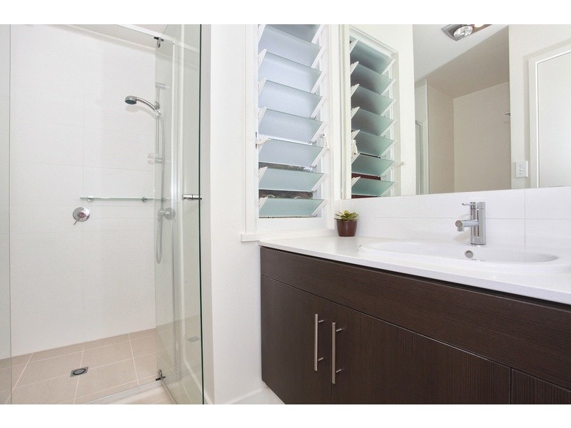 2/4 Border Drive North, Currumbin Waters QLD 4223