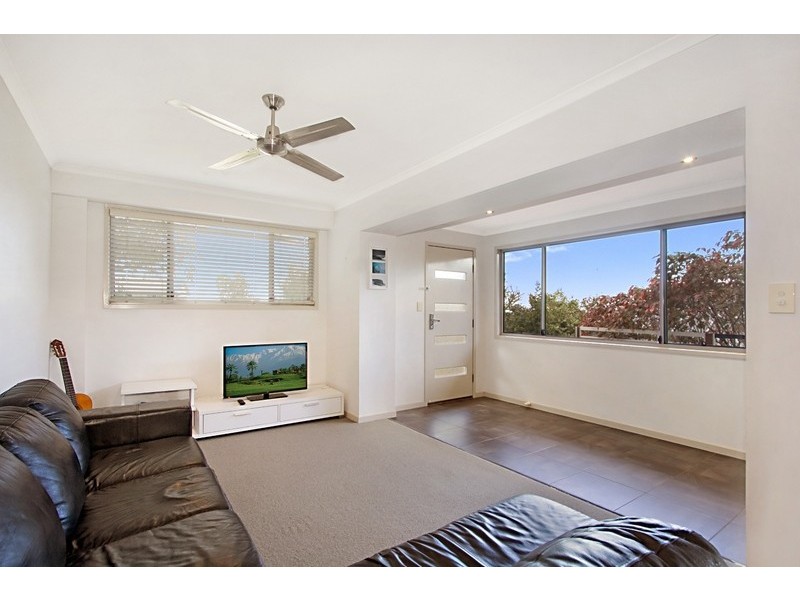 6 Blue Haze Crescent, Banora Point NSW 2486