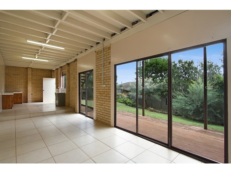 15 Anthony Avenue, Banora Point NSW 2486