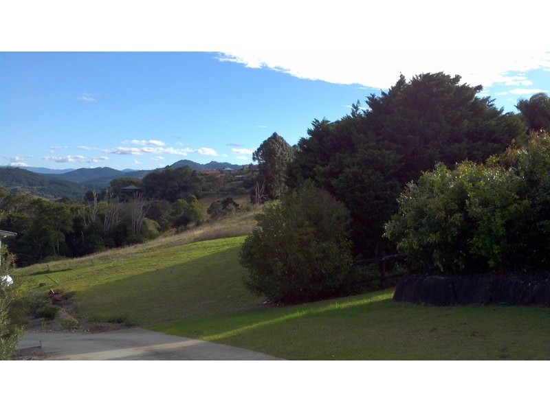 6 Steamboat Court, Bilambil Heights NSW 2486