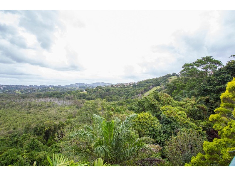 51 Broadwater Esplanade, Bilambil Heights NSW 2486