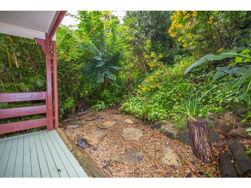 51 Broadwater Esplanade, Bilambil Heights NSW 2486