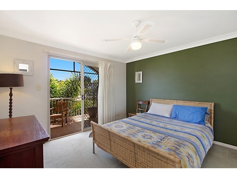 2/34 Miles Street, Coolangatta QLD 4225