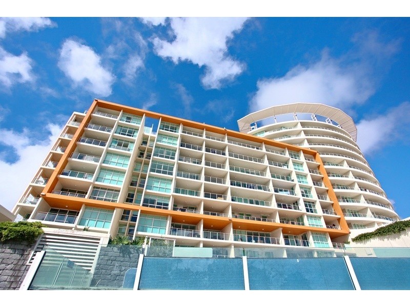 501/2 Creek Street, Kirra QLD 4225