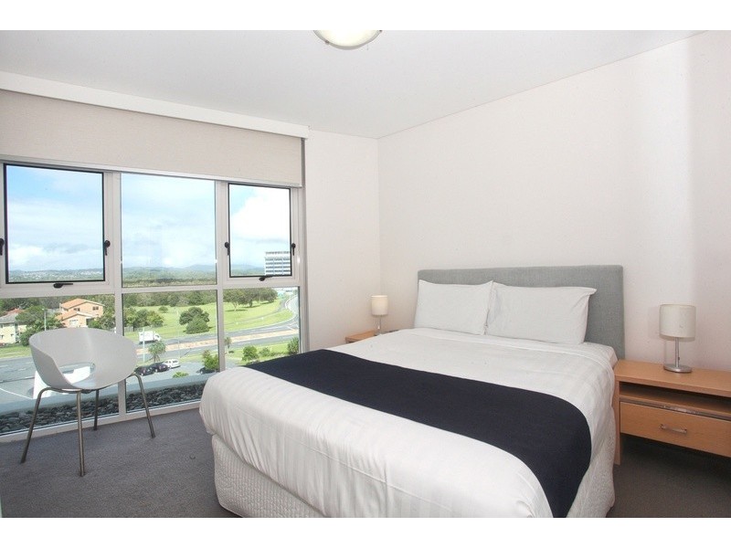 501/2 Creek Street, Kirra QLD 4225