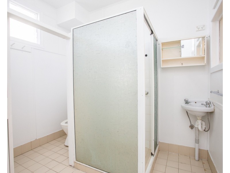 1/16 Musgrave Street, Coolangatta QLD 4225