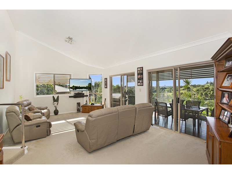 42 Parkes Lane, Terranora NSW 2486