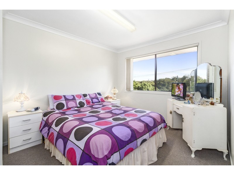 1 & 2/83 Oyster Point Road, Banora Point NSW 2486