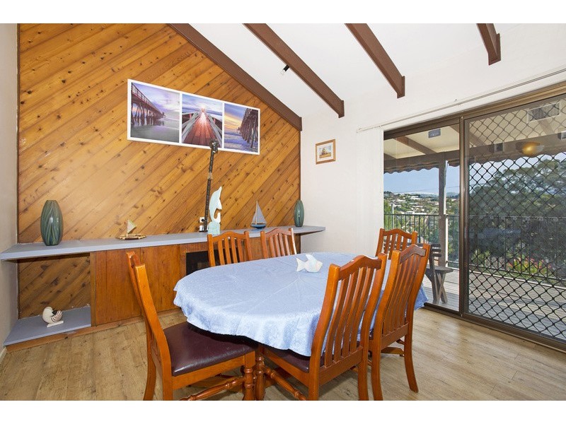 8 Curtawilla Street, Banora Point NSW 2486