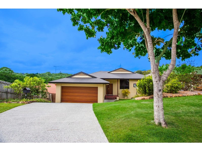 5 Comenara Crescent, Banora Point NSW 2486