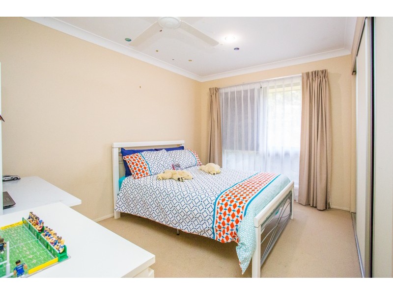 5 Comenara Crescent, Banora Point NSW 2486