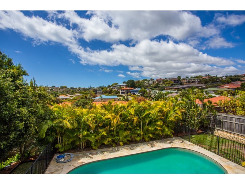 5 Comenara Crescent, Banora Point NSW 2486